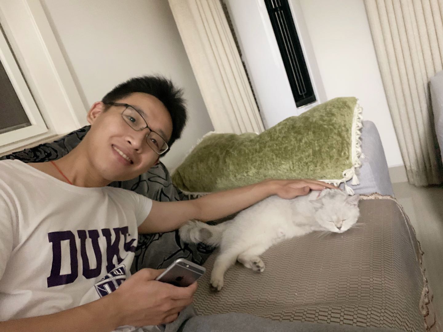 Zonghao Huang